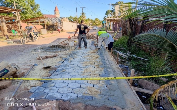 mantenimiento de calles adoquinadas en Bilwi
