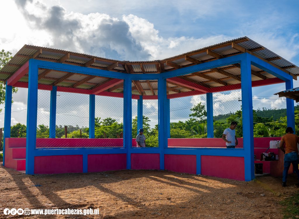 Rehabilitación del Estadio Comunitario de San Miguel