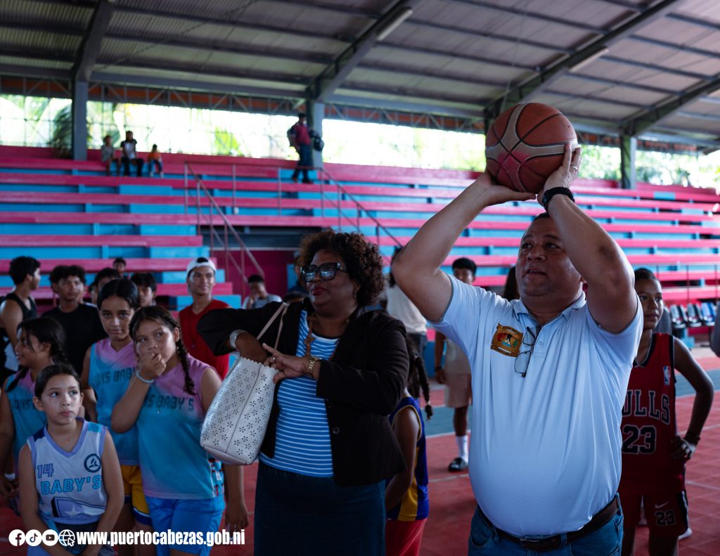 Polideportivo Ferrera Dixon