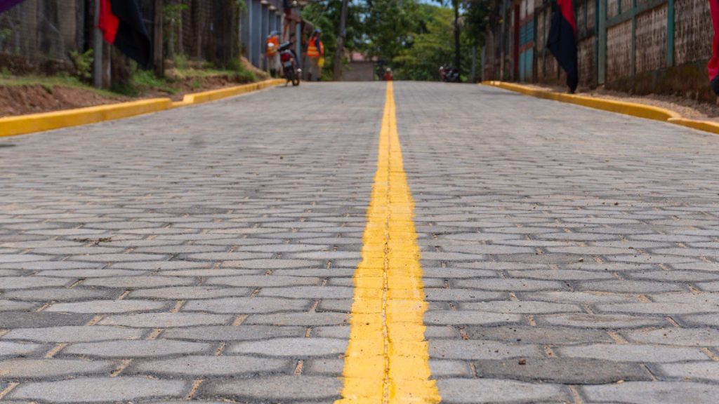 calles adoquinadas en Bilwi